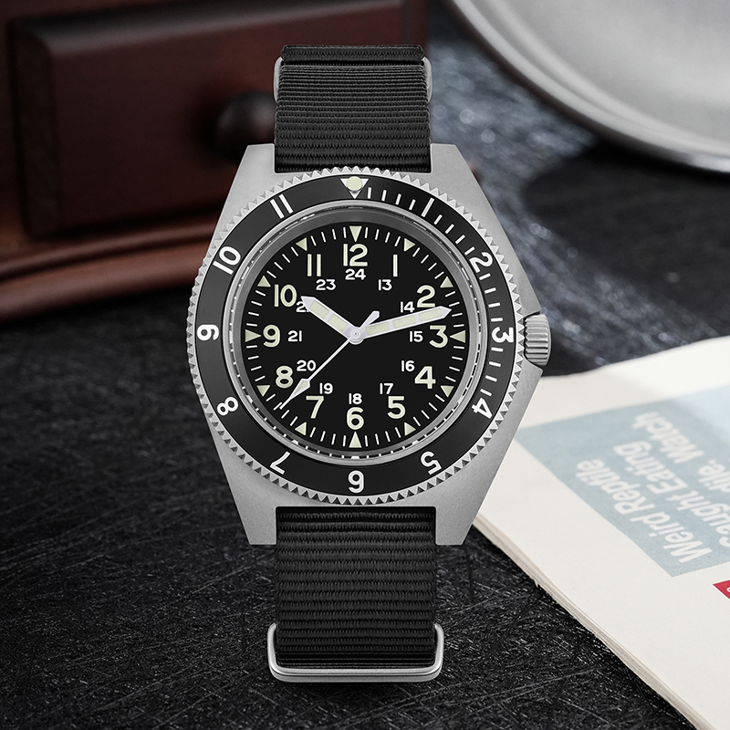 Watchdives WD1972 쿼츠 시계 사파이어 빛 - Men'S Fashion Box 리뷰 및 가격